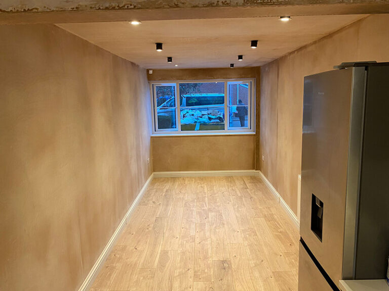 Garage prepared for a conversion with a clear floor area